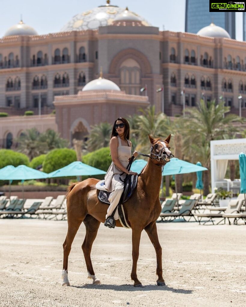 Jasmin Bhasin Instagram - Felt like a Princess 👑 Thank you soooo much @mo_emiratespalace @visitabudhabi for the priceless moments spent 💓 #findyourpace #inabudhabi Emirates Palace Mandarin Oriental, Abu Dhabi