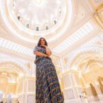 Jasmin Bhasin Instagram - Magical cultural landmark that took me to discover the rich legacy of knowledge and tradition that shaped UAE’s journey @qasralwatantour Still in awe of it 😍😍 @visitabudhabi #findyourpace #inabudhabi #presdentialpalace Qasr Al Watan Abu Dhabi Presidential Palace