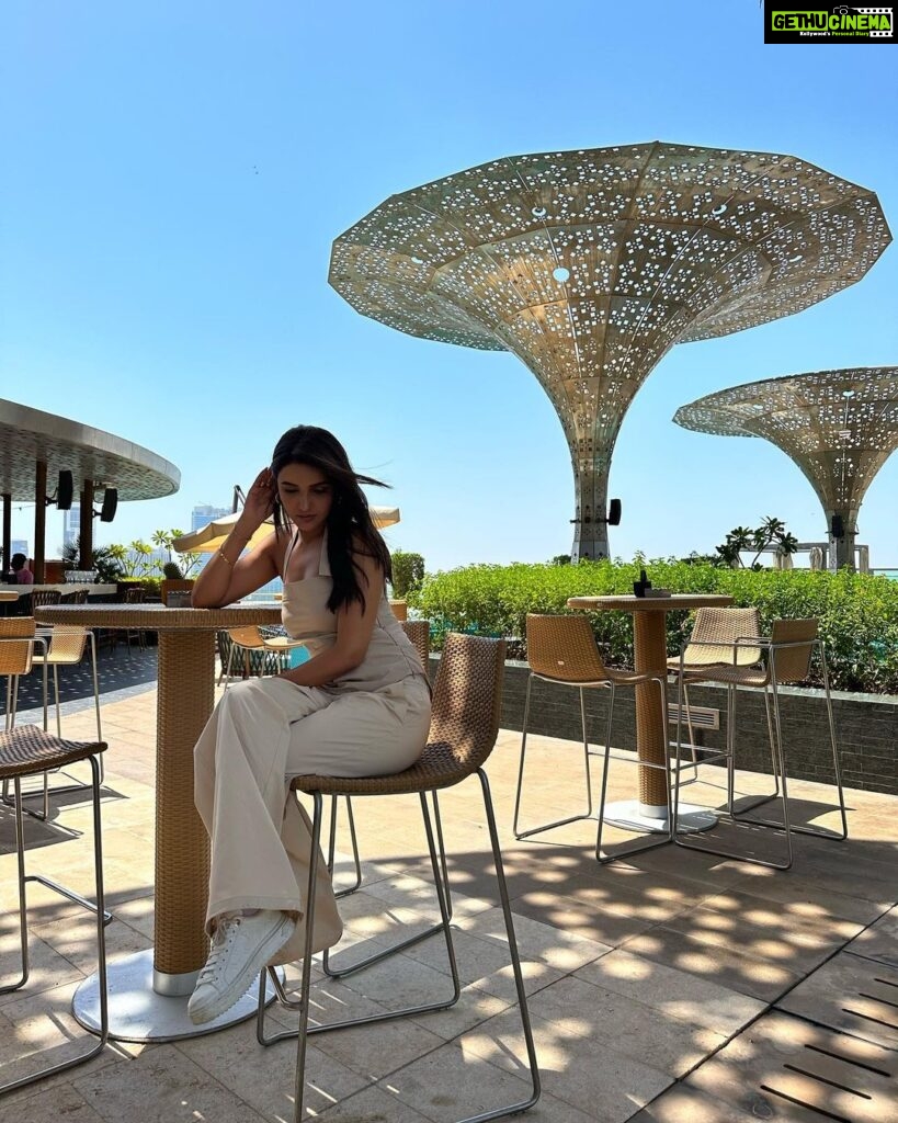 Jasmin Bhasin Instagram - The @rosewoodabudhabi Life💓 @visitabudhabi #findyourpace #inabudhabi #luxury #travel Rosewood Abu Dhabi