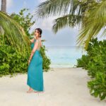 Jasmin Bhasin Instagram - Swipe left , your view will get better !!! @furaveriresort @journeyrouters #furaveri #furaverimaldives #travelwithjr #journeyrouters #manymemories Furaveri Maldives