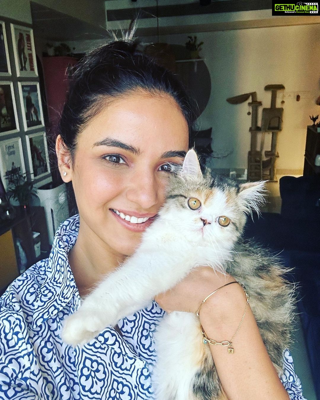 Jasmin Bhasin Instagram - Just happiness ❤️