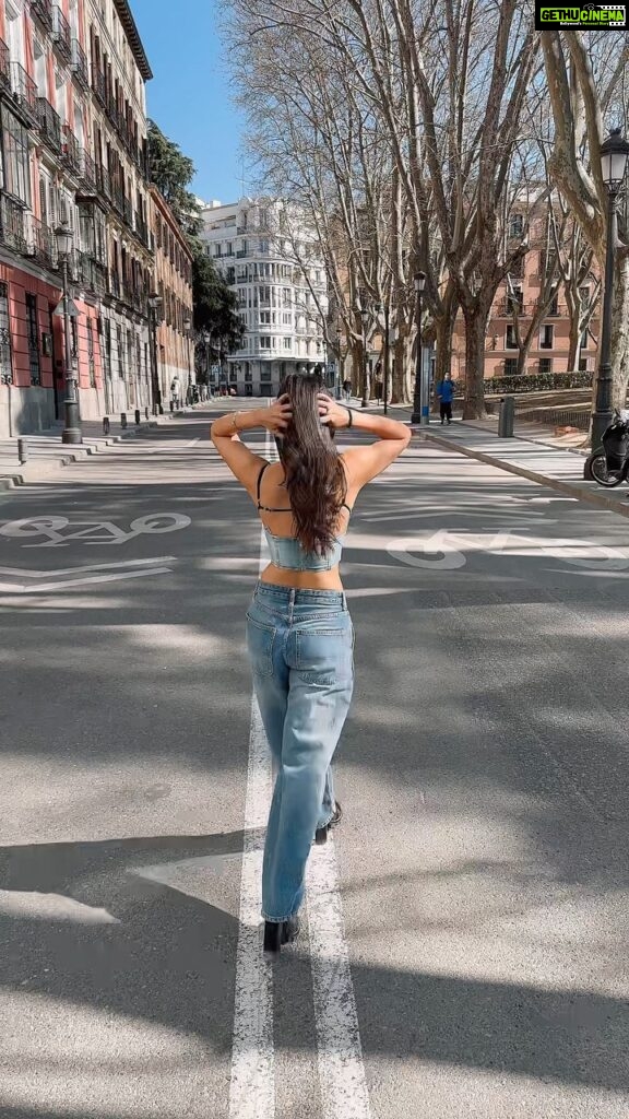 Jasmin Bhasin Instagram - Another one from Madrid ❤️ #reelsinstagram #reelsvideo #trendingreels