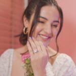 Jasmin Bhasin Instagram – Best thing that ever happened❤ 

Celebrating love with ORNAZ solitaire diamond rings is just what I’ve always dreamt of and getting one on Valentine’s has made it even more special. 😍

Swipe left to get a closer look at @ornaz_com stunning ring design and get ready to fall in love💍❤
.
.
@ornaz_com
.
.
.
.
.
.
.
.
.
.
.
#ornaz #ornazengagementrings #ornazdiamonds #ornazrings #jasminbhasin #jasmin #aly #jasly #jaslyforever #issaidyes #valentines