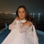 Jasmin Bhasin Instagram – Blessing your feed with another Varanasi feels ❤️

#reels #reelsinstagram #reelsindia #varanasi