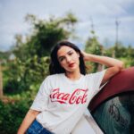 Jasmin Bhasin Instagram - Thanda thanda cool cool 😜 #cocacolaorme #picturebooks #photo Shot by @bharat_rawail styled by @ankiitaapatel hair&makeup by @taskeen_c