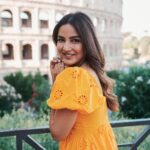 Jasmin Bhasin Instagram - History in background & hoor in foreground 😝 #colloseum #rome #italy #travelphotography Shot by @musaelmar Collosseum