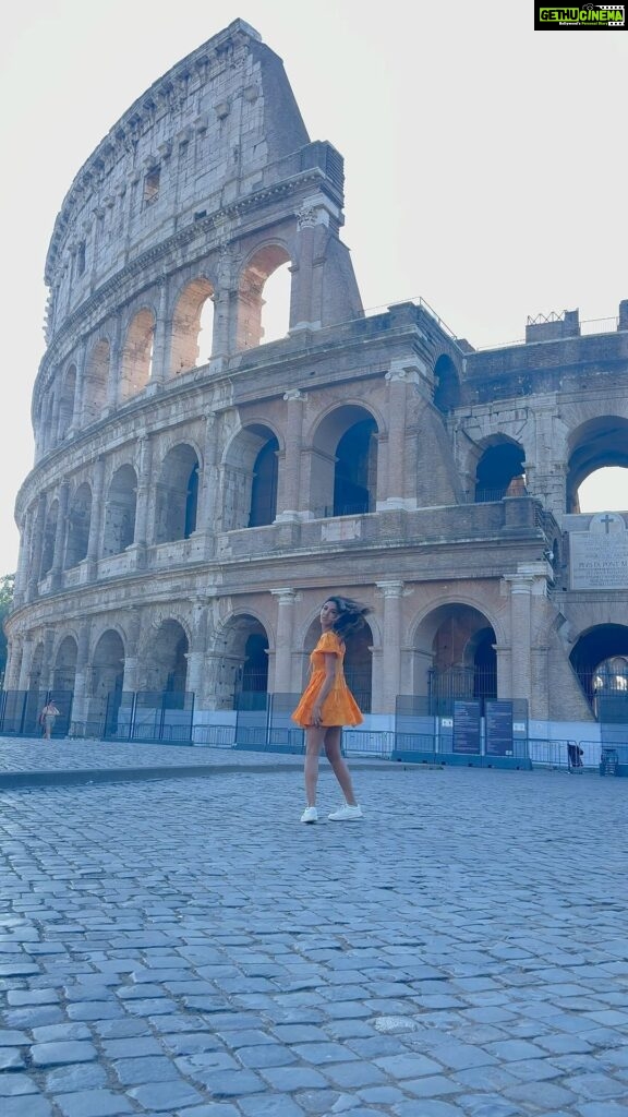 Jasmin Bhasin Instagram - Rome-ing in rome !! #reels #reelsinstagram #italy