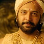 Jayam Ravi Instagram - When love becomes the ultimate power! Experience the enchanting love between #ArunmozhiVarman and #Vanathi in #VeeraRajaVeera exclusive video song! ▶️ Link in story/bio #PS2Blockbuster #CholasAreBack #PS2 #PonniyinSelvan2 #ManiRatnam @arrahman @madrastalkies @lyca_productions @redgiantmovies_ @tips @imax @primevideoin @suntv @jayamravi_official @sobhitad 🎤: @shankar.mahadevan, @kschithra, @singerharini_official ✍🏻: @ilango.krishnan @the_real_chiyaan @karthi_offl @aishwaryaraibachchan_arb @r_sarath_kumar @trishakrishnan @aishu__ | Prabhu | @actorjayaram_official @joinprakashraj | Jayachitra | @rahman_actor @iamvikramprabhu @ashwinkakumanu @lal_director @radhakrishnan_parthiban @riyazkhan09 @mohanraman0304 @primevideoin @arjunchidambaram @babuantonyactorofficial @r_varman_ | Thota Tharrani | @sreekar.prasad | Jeyamohan #DivyaPrakashDubey #TanikellaBharani #ShankerRamakrishnan #Varadaraju | @siva_ananth @brinda_gopal @ekalakhani | Vikram Gaikwad | @kishandasjewellery @ny_vfxwaala @redchillies.color @vidhyasubramanian_art | Kumaravel | @gopiprasannaa @sureshpermal @c.r.e.s.c.e.n.d.o_1512 @sekarankarthik @riyasdeenriyan @nakulabhyankar @johnsoncinepro @ajayjohn2018 @aswinrao @theglassbox.publicity @gobeatroute