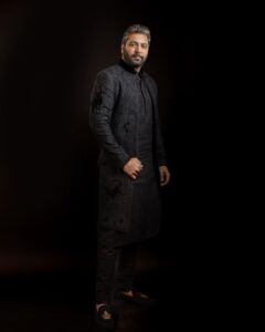 Jayam Ravi Instagram - #PS2 Audio and Trailer Launch 👑

Outfit: @rohitbalofficial 
Footwear: @monkstoryofficial 

Style team : @ekalakhani @malinikarthikeyan @themisvanessa @harshene.ravichandar 
 
Photography @kiransaphotography 

@madrastalkies @lyca_productions 
Talent Coordinator @donsrini 

#PS2 #PonniyinSelvan #ManiRatnam #JayamRavi #TeamE #CholasAreBack #ekalakhani