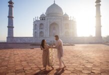 Jayam Ravi Instagram - Ending the Month of Love with the memories of 14.02.2023 ♾️🤍 #februaryfeels #valentinesvibes #throwingitback #tajmahal #wonderoftheworld #prideofindia #yearofbucketlistchecks #validatingourlove #memoriesforlife 📍 Taj Mahal 📸 @abhishekbaliphoto