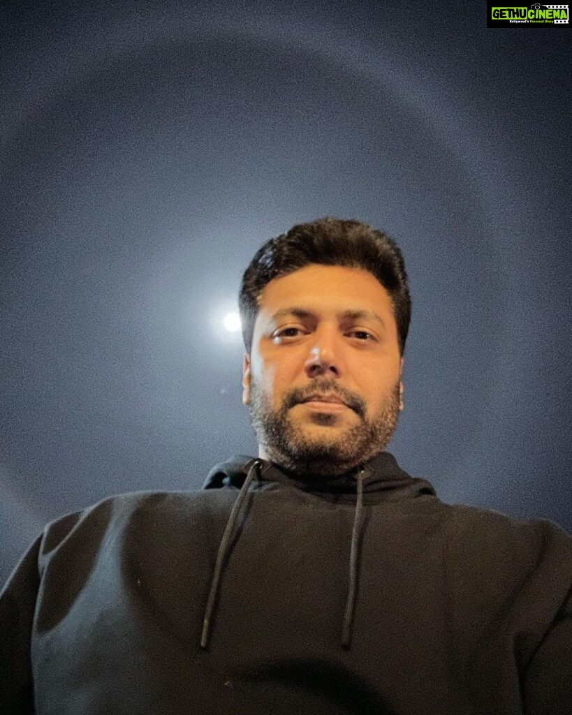 Jayam Ravi Instagram - Oli vattam 😇 the moon was looking gorgeous last night 🌝