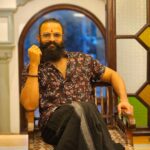 Jayasurya Instagram – ☮️ 🎼 ☮️ 

@anandhuthankachan__ 📷 Varanasi , Assi Ghat Ganga Aarti