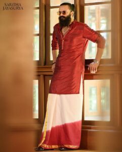 Jayasurya Instagram - ഉത്രാട ദിനാശംസകൾ 🌸🌸 @sarithajayasurya_designstudio @pranavcsubash_photography @makeupbyshibaz
