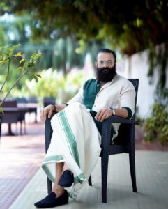 Jayasurya Instagram - 💚🤍💚
 
@sarithajayasurya_designstudio 
@stories_by_shimesh 📷