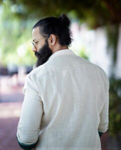 Jayasurya Instagram - 💚🤍💚
 
@sarithajayasurya_designstudio 
@stories_by_shimesh 📷