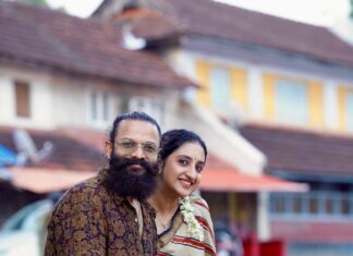 Jayasurya Instagram - ഏവർക്കും തിരുവോണാശംസകൾ 🌺 @ratheesh_vega @stories_by_shimesh 📷 Palakkad Kalpathy the Heritage Village