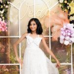 Jayasurya Instagram - Veda's B'day moments.♥️ ( 30.12.2022 ) @veda.jayasurya @thegreindale @sugarbowl_cochin @sarithajayasurya_designstudio @stories_by_shimesh @_anish_makeup_artist