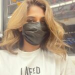 Jennifer Winget Instagram - Marilyn on the Metro🚊 #SundayStory