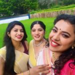 Jewel Mary Instagram - And the celebration begins !!! This onam with my loved ones in ireland @antonynintu @im_angiee_ @j0han_j #jhumka #jhumkagirare #viralvideos #dancereels #onam #keralasaree #ireland #castlebar #bollywood #malayalam #kerala #malayali County Mayo