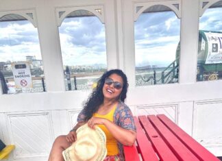 Jewel Mary Instagram - Beach baby !!! 🌊🐬⚓️ #uk #vacay #brighton #london #beach #happiness #gratitude #33 #divinefeminine Brighton Beach, United Kingdom
