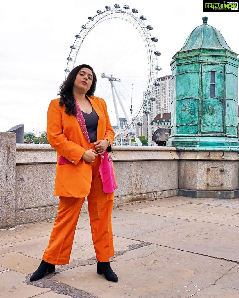 Jewel Mary Instagram - Orange marmalade 🍊 Stylist : @tharunya_vk Wardrobe: @la_adam_dich_ Accessories: @kaya_online_ Captured by @drishyam_weddings_ Make up @glammwithshe London, United Kingdom