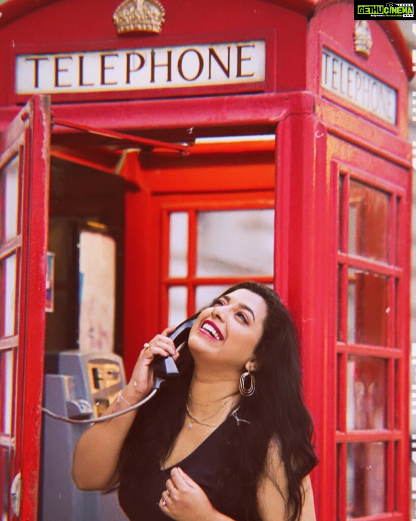 Jewel Mary Instagram - Just as she is ❤ @glammwithshe @drishyam_weddings_ #london #photoshoot