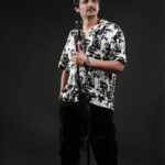 Jiiva Instagram - When we have each other , We have everything !!! Styled: @by_sarana 📷 @mastermindsphotography @kiran_tvm_ Concept & Curation : @v_ininess @adityarajendran https://youtube.com/@jiivaofficial #Actorjiiva #Jiiva #actor #actorjiivaa #jiivatrends #lovejiiva #jiivafans #jiivapicturecollection #heroportrait #miclover #rockstartheme #kollywoodactor