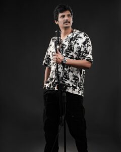 Jiiva Instagram - When we have each other ,
We have everything !!! 

Styled: @by_sarana 
📷 @mastermindsphotography @kiran_tvm_ 
Concept & Curation : @v_ininess 
@adityarajendran

https://youtube.com/@jiivaofficial

#Actorjiiva #Jiiva #actor #actorjiivaa #jiivatrends #lovejiiva #jiivafans #jiivapicturecollection #heroportrait #miclover #rockstartheme #kollywoodactor