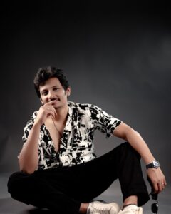 Jiiva Instagram - SPOT- ON 

Styled: @by_sarana 
📷 @mastermindsphotography @kiran_tvm_ 
Concept & Curation : @v_ininess 
@adityarajendran

https://youtube.com/@jiivaofficial

#jiiva #actorjiiva #jiivafans #jiivafc #jiivapicturecollection #jiivaofficial #jiivatrends #lovejiiva #newphotoshoot #photoftheday #musiclovertheme #romaticboy #boyfriendtheme