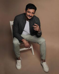Jiiva Instagram - Thank u so much for all ur love & wishes ❤️

Styled : @by_sarana 
Jacket & Trouser: @gatsby.in 
Team : @shotsbyuv @sat_narain @the.portrait.culture @tip_toe_photography
Concept curation : @v_ininess