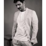 Jiiva Instagram - Sindhikkum tharunam 💭 #actorjiiva #jiivatrends #jiivaodds #jiivafans #lovejiiva #jiivafc #jiivapicturecollection #jiivaofficial #pictureoftheday