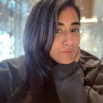 Jonita Gandhi Instagram - Mood: makeup is overrated