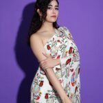 Jonita Gandhi Instagram - Can you read my poker face 🃏 Outfit @houseofmasaba Photo @amey_ghatge Makeup @neerajnavare Hair @aaliyahussainhairmakeupcreator Chennai, India
