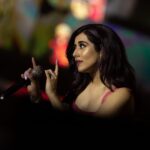 Jonita Gandhi Instagram – Pune we went harddd 👊🏼🤩 #arrahmanlive 

@btosproductions @bmphotography93 @mkycollective @himmatsodhiphotography Pune, Maharashtra