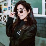 Jonita Gandhi Instagram - Yep, that’s my phone on the ground