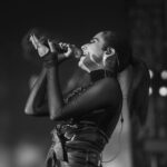 Jonita Gandhi Instagram – Opening for @postmalone was definitely one for the books 🚀

So incredibly thankful to those of you who came out to support, to @feedingindia for the beautiful platform, and to everyone who helped me put together an act that I’m truly proud of ♥️. The hard work feels so worth it when it all comes together like it did!!!

📸 – @themediatronic

Dance Squad:
@tusharshetty95 @simran_khanwani @shahkanch @nandika_diwedi @chandni_moonlight

Styling – @jaineeebheda
HMU – @neerajnavare @aaliyahussainhairmakeupcreator

Band:
@danielkennethrego @clinton.charles.0908 @anurag.drums @mojophy @kadamaditya @percnitish @chirag.jaisinghani @adityapushkarna @vjkaycee

👯‍♀️♥️: @akankshanamdeo @njadoonanan

@feedingindia @zomato