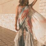 Jonita Gandhi Instagram - @sahibafashions helping me up my summer shaadi game 😍 💯