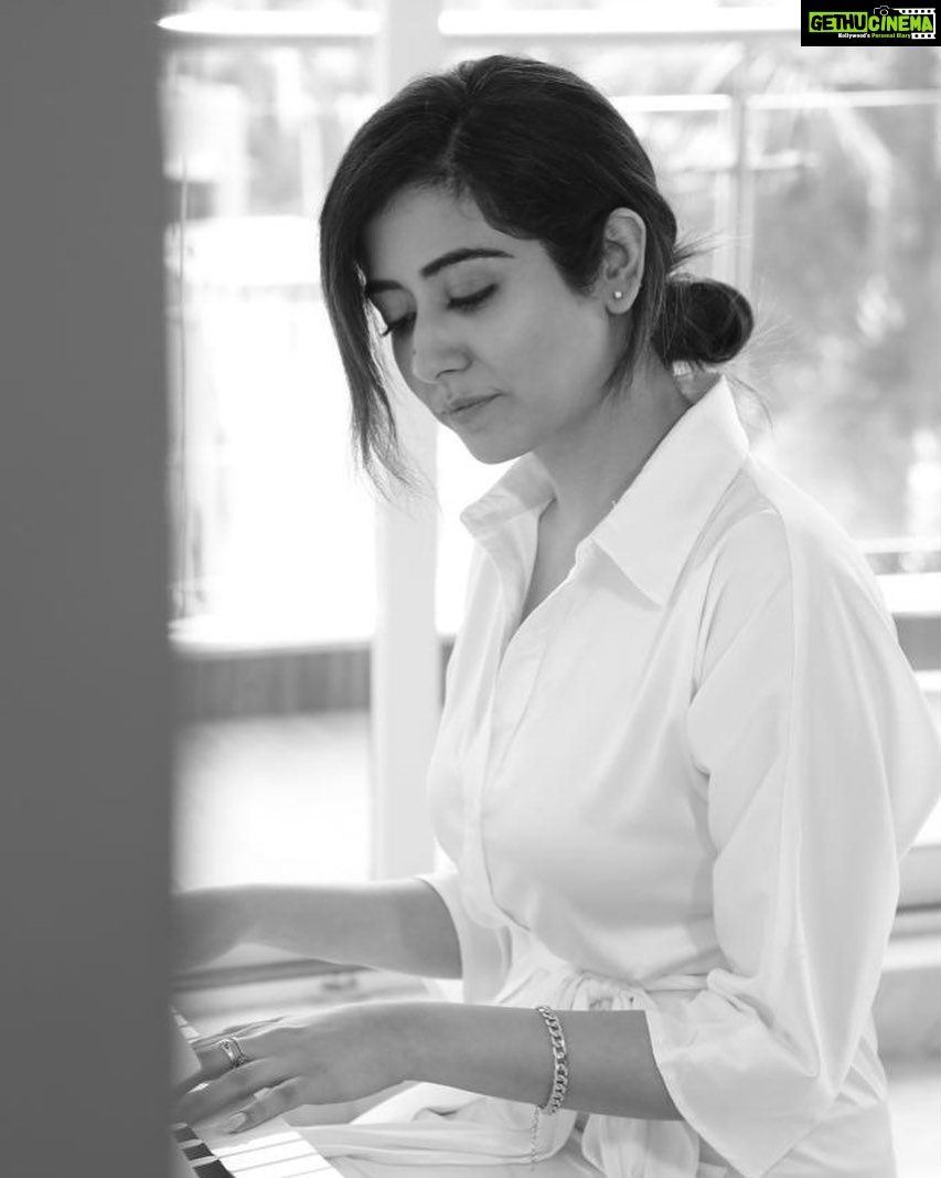 Jonita Gandhi - 222.6K Likes - Be kind. You never know what people are going through.