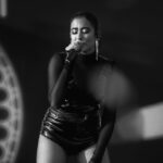 Jonita Gandhi Instagram - Opening for @postmalone was definitely one for the books 🚀 So incredibly thankful to those of you who came out to support, to @feedingindia for the beautiful platform, and to everyone who helped me put together an act that I’m truly proud of ♥️. The hard work feels so worth it when it all comes together like it did!!! 📸 - @themediatronic Dance Squad: @tusharshetty95 @simran_khanwani @shahkanch @nandika_diwedi @chandni_moonlight Styling - @jaineeebheda HMU - @neerajnavare @aaliyahussainhairmakeupcreator Band: @danielkennethrego @clinton.charles.0908 @anurag.drums @mojophy @kadamaditya @percnitish @chirag.jaisinghani @adityapushkarna @vjkaycee 👯‍♀️♥️: @akankshanamdeo @njadoonanan @feedingindia @zomato