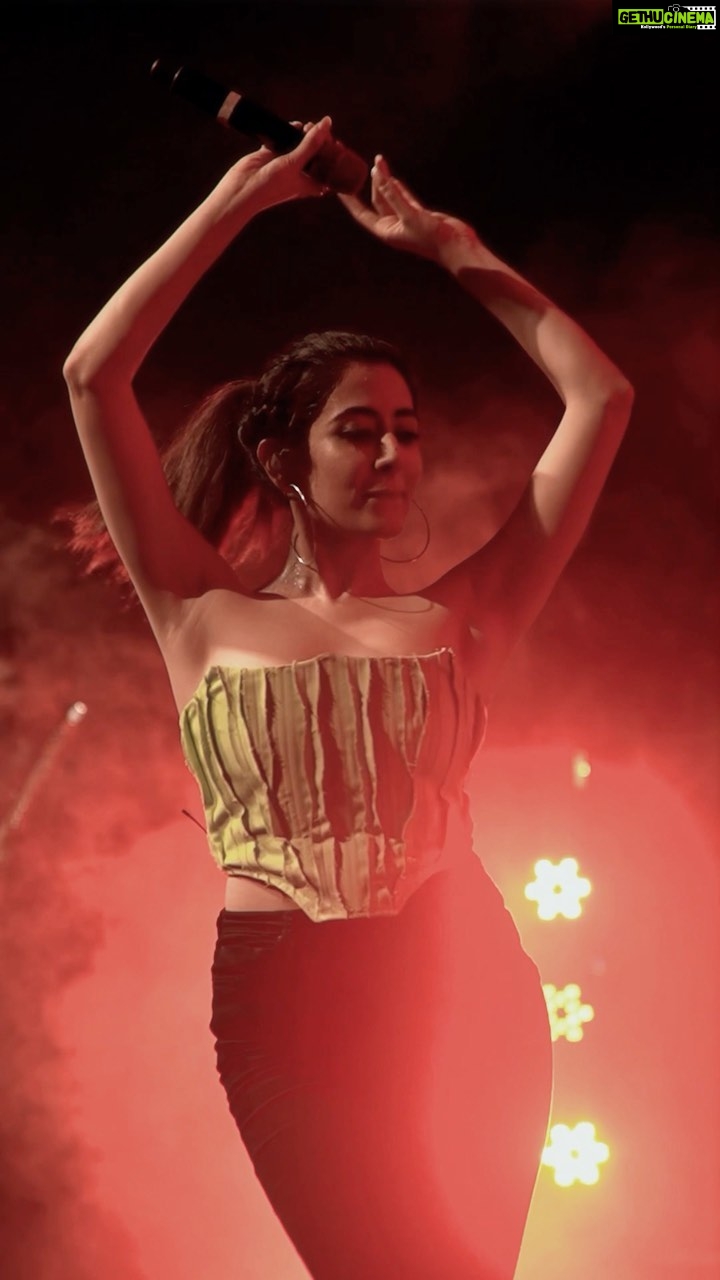 Jonita Gandhi - 218.6K Likes - @ragam_nitc yāall were WILD! Thanks for the memoriesssāš¼
š„: @themediatronic
š: @politesociety_official
#jonitalive #thejonitagandhiband #jontourage #herewego #aftermovie