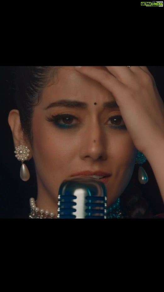 Jonita Gandhi Instagram - This one is extremely special to me… HAULI HAULI is yours now. 💙🥺 full video link in bio Label: @treehousevht Directed By: @jay_skilly Executive Producer: @djiceofficial Lyrics: @rajfatehpuria Music: @musiccharan Composition: @vikasmuzik Mixed & Mastered: @theghatak Producer: @shivaanisharma Promotions by: @goldmediaa Cinematographers: @shotbyhectortoro, @evan.avtal Lead Actors: @mr.rajivsharma, @liferenued Stage Stylist: @thesandylion HMUA: @tiellegreene Guitarist: @kebajer Harmonium: @pradeeppandit7 Tabla: @priyash_pathak Moody but irreplaceable PA: @datboi_arath Special thanks: @rupanbal, @manukaushish