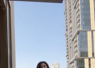 Jonita Gandhi Instagram - HALAMITHI HABIBO Takeover!!! Dubai I hope you’re ready for some Arabic Kuthu tonight 💃🏻 @anirudhofficial @nelsondilipkumar @sivakarthikeyan @hegdepooja #thalapathyvijay @sunpictures @expo2020dubai Expo City Dubai