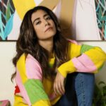 Jonita Gandhi Instagram – Sup folks? Kidaaannnn? Kaise hainnnn? Epdi irukinga?? You good? 

Me? Well I’ve been struggling with anxiety a little more than usual lately… but today I’m reminding myself that anxiety doesn’t define me or how I live my life. I’m choosing, today, to not let it overwhelm or overcome me. If you are also struggling, you’re not alone!

Love always,
Your friend Jonita ❤️
