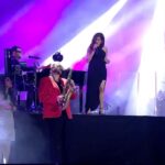 Jonita Gandhi Instagram – Tu bole, glass aadha khaali… main bolun aadha bhara 🤷🏻‍♀️😎

Here’s our live performance of the jazzy classic “Tu Bole” from Jaane Tu Ya Jaane Na at @expo2020dubai! Always grateful to @arrahman sir for the opportunity to keep rediscovering my voice. 🙏🏼 Kudos to @ranjitbarot1 sir and the band for the effortless rendition and special shoutouts to @hartsuch and @dmatthewstrumpet for that sexy brass trade off followed by a solo by @nilanjana_bassinger on bass! 

@annette_philip, your glorious voice was playing in my head the whole time ❤️ 

@btosproductions & @nazeef_btos… Take a bow!

Hope y’all dig it… and if you do, shower it with all your loveeeee