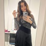 Jonita Gandhi Instagram - Halamithi HabiJo 😬🙊🏃🏻‍♀️