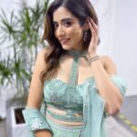 Jonita Gandhi Instagram – Dubai, you were 💝. Catch you again soon!

Outfit: @soshaibysofi
Jewellery: @blingvine 
Styling: @akankshakawediastyle

#ARRLive #expodubai #dubaiexpo #dubaiexpo2020 #expodubai2020 #jonitagandhi #jonitamusic #arrahman #arrahmanlive #rahmania #rahmaniac Expo City Dubai