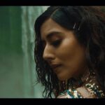 Jonita Gandhi Instagram - Drrrrrrrrrrrip 💧 Hawaii