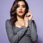 Jonita Gandhi Instagram - Let me be your woman ♠️