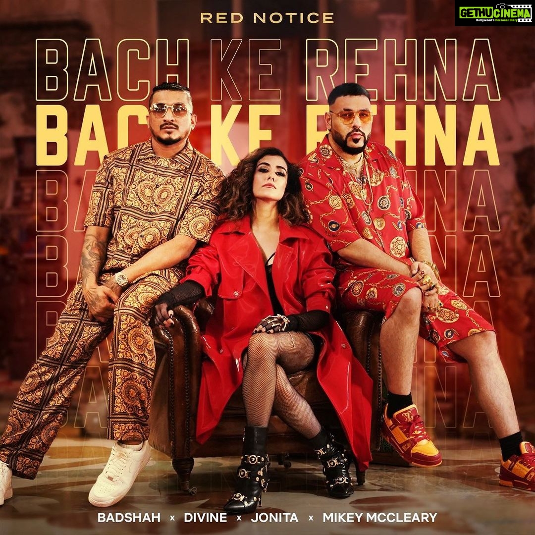 Jonita Gandhi Instagram - They’re watching you 👀 & now it’s time for YOU to watch our latest music video 🔥 #BachKeRehna #RedNoticeOnNetflix Check out the music video on @netflix_in Youtube channel @badboyshah @vivianakadivine @mikey_mccleary @netflix_in @reemsen @universalmusicindia @preetnayyar @styledbyindrakshi @akankshanamdeo @neerajnavare.makeupartist @snigdha_hairandmakeup Mumbai, Maharashtra