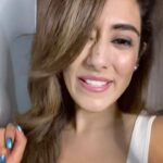 Jonita Gandhi Instagram - Happy Sunday! Chal Koi Na / Let It Go on my mind this weekend so here's a few lines for my #jonitasundaysingstagram 🦄 Thank you for all the love pouring in for this one 🌸! Keep them reels coming 💖. Which lines are your favourite? @treehousevht @jay_skilly @iammickeysingh @djiceofficial @djlyanmusic @simar.panag @damienpagelewis #sundaysingstagram #singstagram #singstagram #chalkoina #jonitagandhi #punjabisong #letitgo